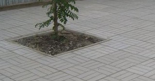Качественная тротуарная плитка серого цвета в Кузнецке в октябре