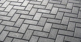 Укладка тротуарной плитки в Кузнецке в октябре