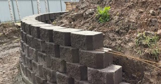 Установка подпорной стенки в Кузнецке в октябре