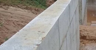 Строительство подпорной стенки из бетона в Кузнецке в октябре